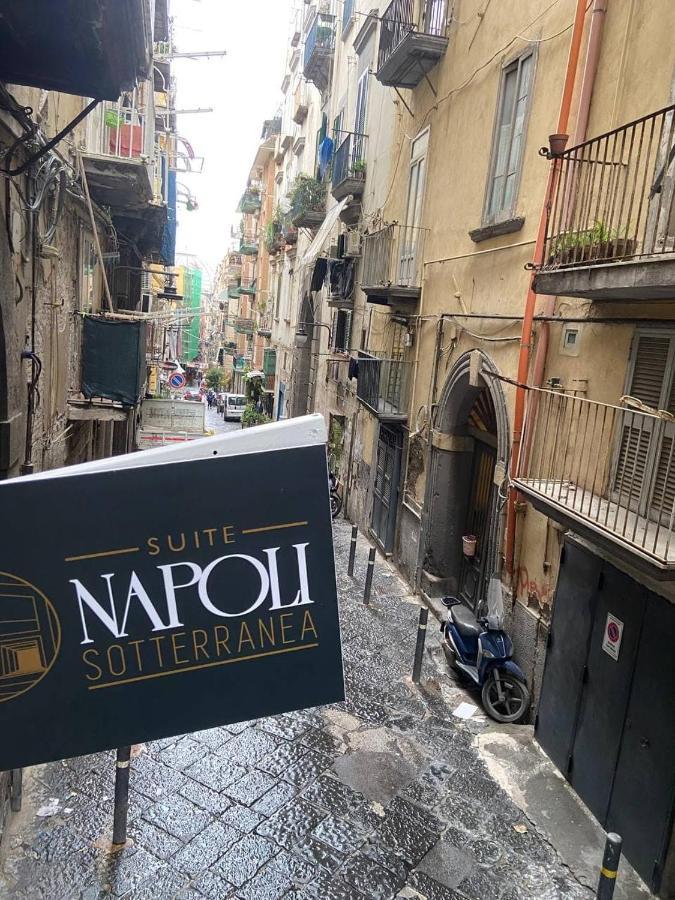 Suite Napoli Sotterranea Con Vasca Idromassaggio Eksteriør billede